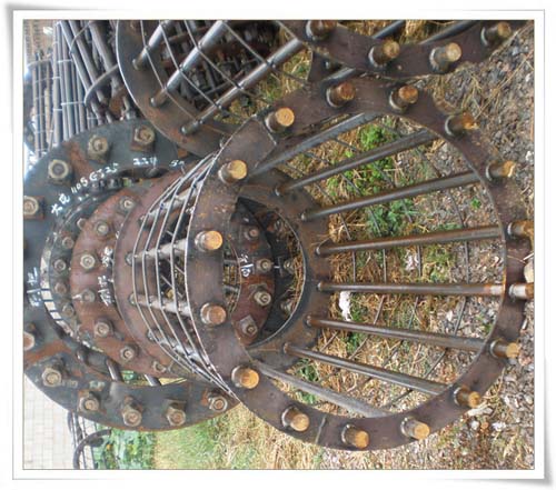 公司領導察看云南紅河在建工程