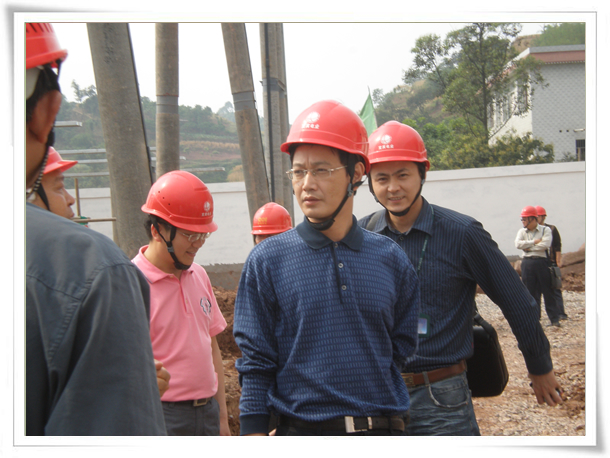 宜賓電業局對大益變電站進行檢查