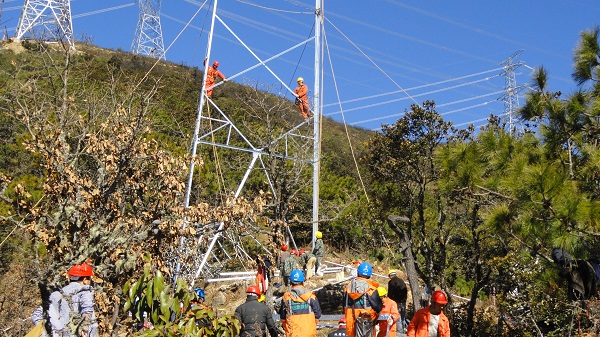 ±800kV錦蘇線、500kV月普線搶建施工順利完成