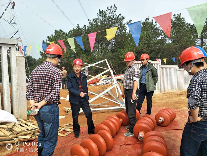 國網江西省電力檢修公司領導到500kV文贛I、II回線跨昌贛客專遷改工程檢查指導工作