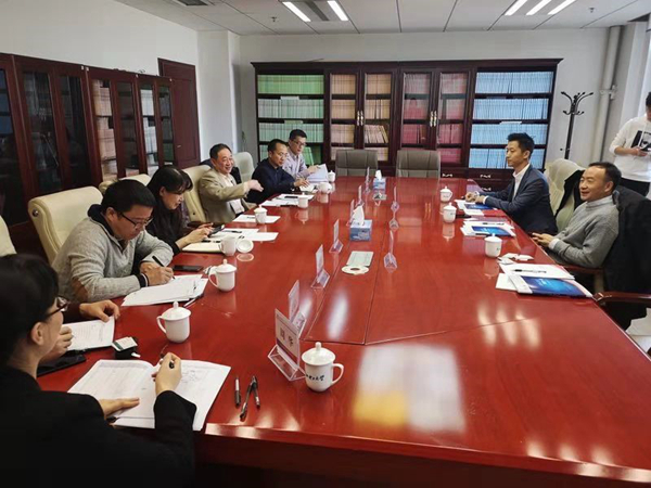 集團副總經理陳金華深入華北電力大學交流學習