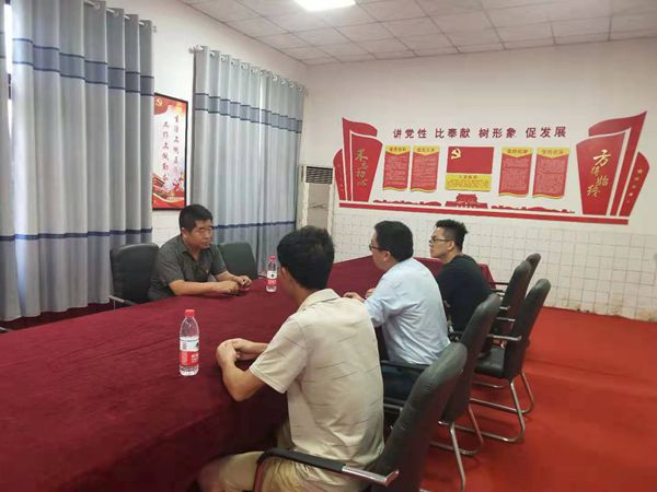 內黃縣二安鎮紀委書記蒞臨成蜀集團內黃項目部調研黨建工作