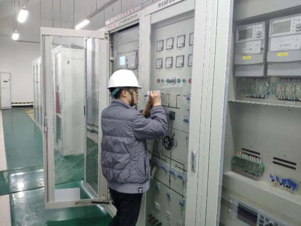 華潤新能源膠州風電場工程一期220kV升壓站土建、電氣設備安裝工程倒送電成功