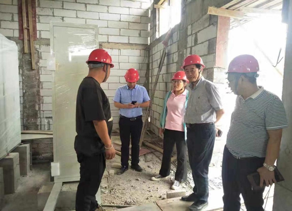 集團公司領導赴凱里萬潮風電項目指導工作